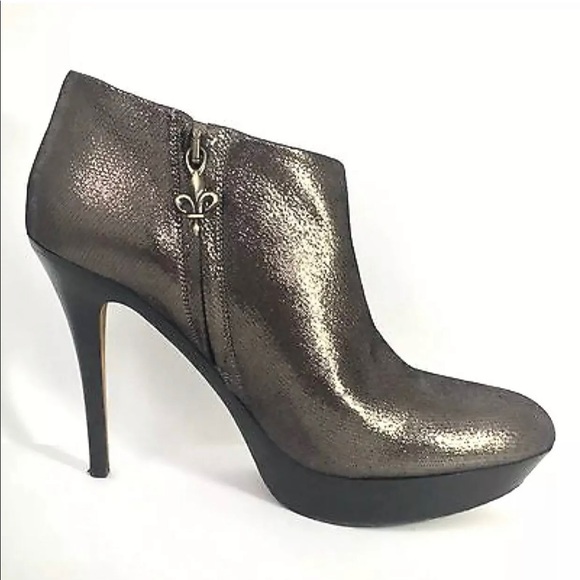 DONALD J PLINER Ankle Boots Size 9M - Picture 1 of 8